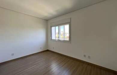 Imagem 15: Casa tipo sobrado 03 dormitórios com suite, closet e sacada no Bairro São José em Santa Ma