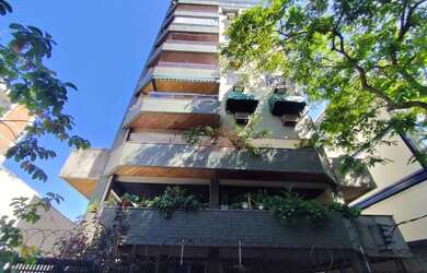 Imagem: O apartamento possui 2 Dormitórios, 3 Banheiros, 1 Vaga na