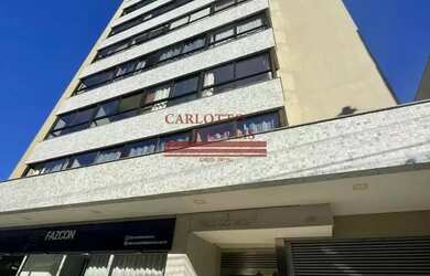 Imagem: O apartamento possui 1 Dormitório, 1 Banheiro, 1 Vaga na garagem