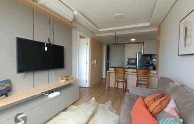 Imagem: O apartamento possui 1 Dormitório, 4 Banheiros, 1 Vaga na garagem