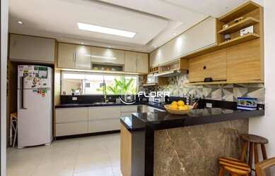 Imagem 4: Casa com 3 quartos à venda, 160 m² por R$ 980.000 - Itaipu - Niterói/RJ