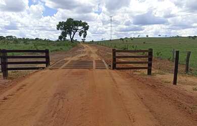 Imagem: A fazenda está localizado em Alto Taquari, MT à venda por