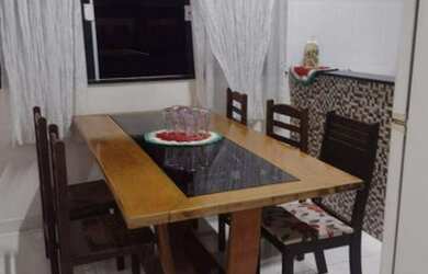 Imagem: A casa possui 5 Dormitórios, 3 Banheiros, 150m² de Área e