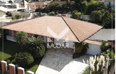 Imagem: O apartamento possui 4 Dormitórios, 4 Banheiros, 5 Vagas na