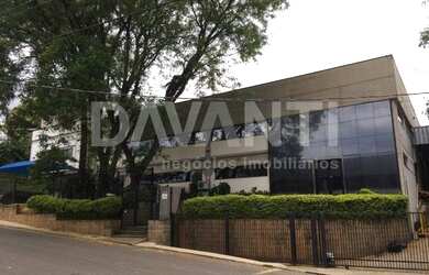 Imagem: O depósito possui 5 Vagas na garagem, 1.700m² de Área e