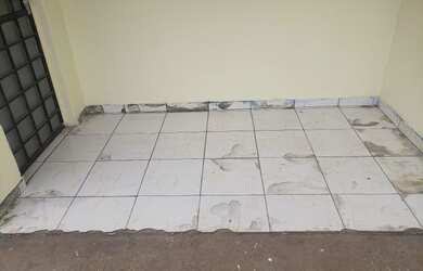 Imagem: O apartamento possui 1 Dormitório, 1 Banheiro, 1 Vaga na garagem