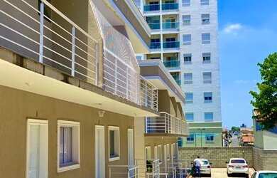 Imagem: A casa em condomínio possui 2 Dormitórios, 3 Banheiros, 1