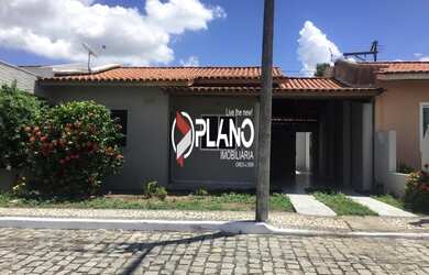 Imagem: A casa em condomínio possui 2 Dormitórios, 1 Banheiro, 2 Vagas