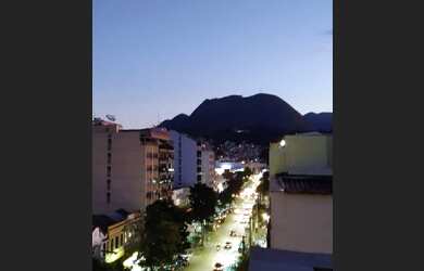 Imagem: O apartamento na cobertura possui 4 Dormitórios, 2 Banheiros