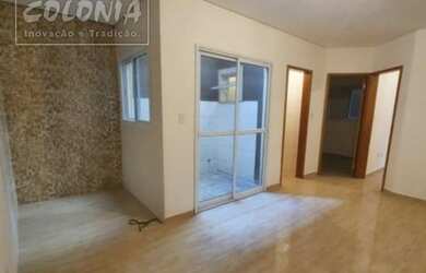 Imagem: O apartamento possui 2 Dormitórios, 1 Banheiro, 1 Vaga na garagem