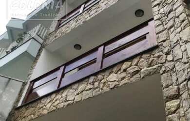 Imagem: O apartamento possui 5 Dormitórios, 5 Banheiros, 4 Vagas na