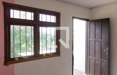 Imagem: A casa possui 2 Dormitórios, 1 Banheiro e 42m² de Área e