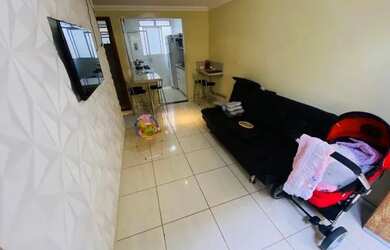 Imagem: A casa possui 2 Dormitórios, 2 Banheiros, 1 Vaga na garagem