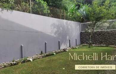 Imagem 4: Desfrute da natureza no jardim e da diversão na piscina com a família