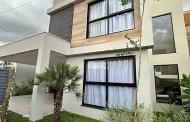 Imagem: A casa em condomínio possui 3 Dormitórios, 4 Banheiros, 2