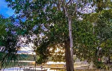 Imagem 1: Terreno a 700 m do Asfalto ao lado da Hidrelétrica do Curua una