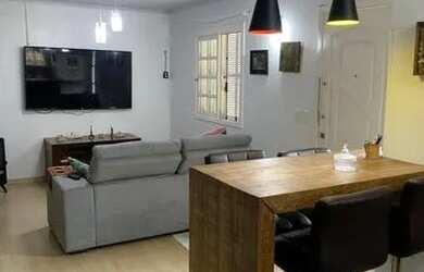 Imagem 9: Casa com piscina e pátio fechado, localizado no bairro Linha Bonita em Gramado/RS