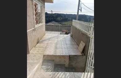 Imagem 13: Casa alvenaria sozinha bairro Sede campina grande do Sul