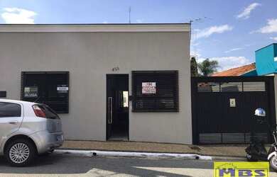 Imagem: O depósito possui 1 Vaga na garagem, 60m² de Área e está