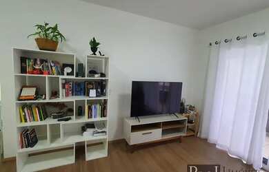 Imagem: O apartamento possui 3 Dormitórios, 2 Banheiros, 2 Vagas na