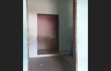 Imagem: A casa possui 2 Dormitórios, 2 Banheiros e está localizado