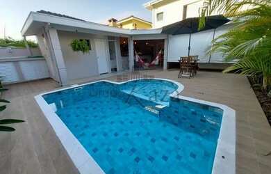 Imagem: A casa em condomínio possui 3 Dormitórios, 3 Banheiros, 3