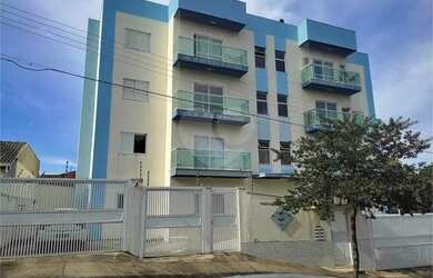 Imagem: O apartamento possui 2 Dormitórios, 2 Banheiros, 2 Vagas na