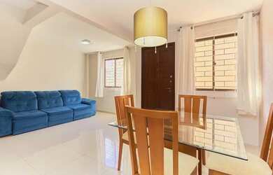 Imagem: A casa em condomínio possui 3 Dormitórios, 3 Banheiros, 2