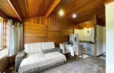 Imagem: Casa pratica em condomínio tranquilo com vista ampla