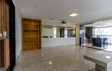 Imagem: O apartamento possui 4 Dormitórios, 4 Banheiros, 4 Vagas na