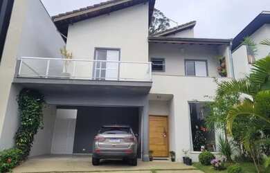 Imagem: A casa em condomínio possui 3 Dormitórios, 5 Banheiros, 4