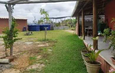 Imagem: A casa em condomínio possui 3 Dormitórios, 2 Banheiros, 2