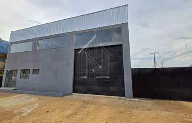 Imagem 1: Galpão NOVO para locação com 900m² - 912 sul avenida 95