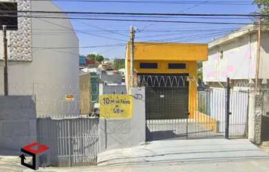 Imagem: O terreno possui 680m² de Área e Imóvel novo e está localizado