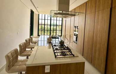 Imagem: O apartamento possui 3 Dormitórios, 4 Banheiros, 3 Vagas na