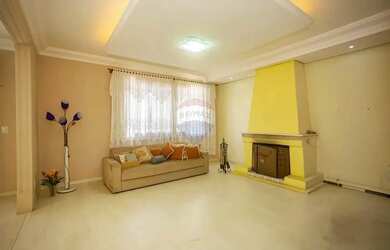 Imagem 5: Casa com piscina, espaço gourmet, 3 dormitórios, em Camobi, por apenas R$ 720.000,00