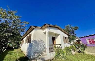 Imagem 7: Casa com 3 dormitórios e amplo terreno no bairro Tomazetti