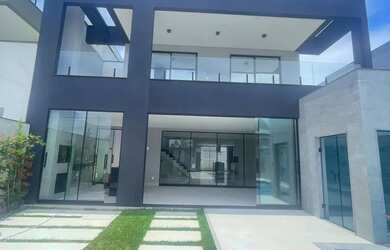 Imagem: A casa em condomínio possui 4 Dormitórios, 5 Banheiros, 2