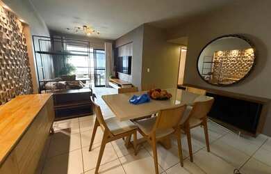 Imagem: O apartamento possui 3 Dormitórios, 2 Banheiros, 2 Vagas na