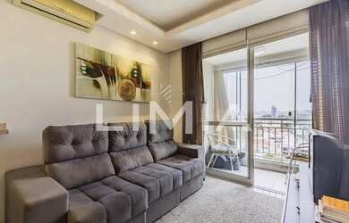 Imagem: O apartamentoe possui 2 Dormitórios, 2 Banheiros, 1 Vaga na