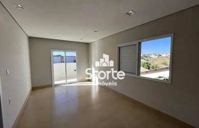 Imagem 6: Excelente casa estilo sobrado com 3 suítes à venda, 250m² por R$1.050.000...