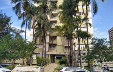 Imagem: O apartamento possui 3 Dormitórios, 2 Banheiros, 1 Vaga na