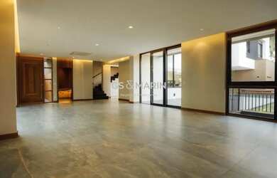 Imagem 2: Casa à venda no Condomínio Residencial Royal Tennis, em Londrina