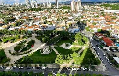 Imagem: O apartamento possui 3 Dormitórios, 3 Banheiros, 2 Vagas na