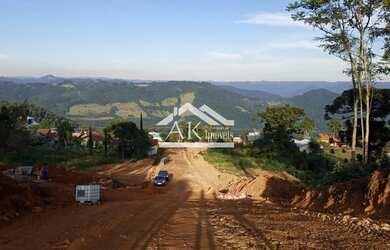 Imagem: O terreno possui 481m² de Área e está localizado em Nova