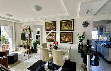 Imagem: O apartamento possui 2 Dormitórios, 2 Banheiros, 1 Vaga na