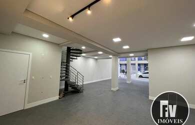 Imagem: O depósito para alugar possui e está localizado em Pioneiros