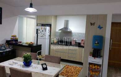 Imagem: O apartamento possui 3 Dormitórios, 2 Banheiros, 1 Vaga na