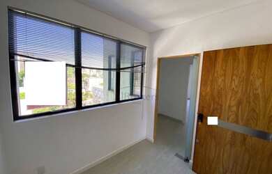 Imagem 10: Sala à venda, 33 m² de R$ 205.000 por R$ 180.000 - Menino Deus - Porto...