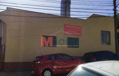 Imagem: O depósito possui 5 Vagas na garagem, 178m² de Área e está